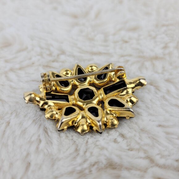 1950's Black and Clear Rhinestone Flower Pin - Picture 4 of 4